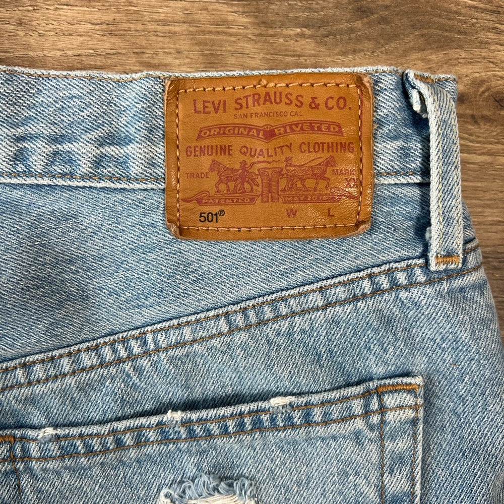 501 Levi Jean shorts great condition bottom - Picture 9 of 13